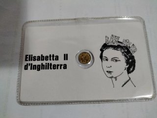Elisabetta II cartoncino con monetina Au 8 ka