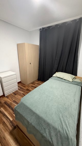 Se Alquila Habitaciónen Alcala Henares