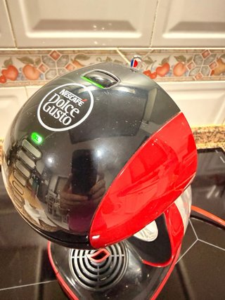 Cafetera Dolce Gusto Krups Roja
