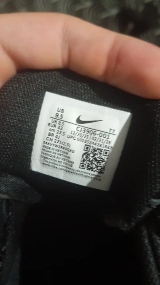 Nike Air Max 95 Negras (sin usar )