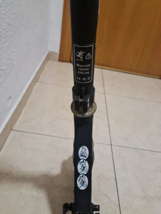 Patinete con doble suspensión