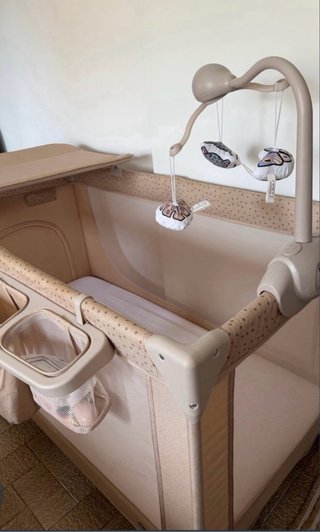 Cuna Plegable con Colchón y Cambiador