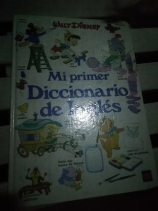 Libro Walt Disney MI primer diccionario Inglés