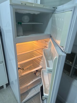 Frigorífico Indesit de Dos Puertas, NEGOCIABLE