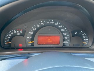 Mercedes-Benz Clase C 2004