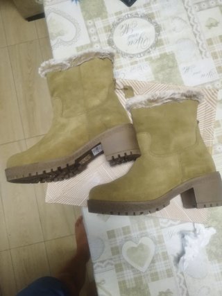 Botas Green Coast Talla 38 caqui