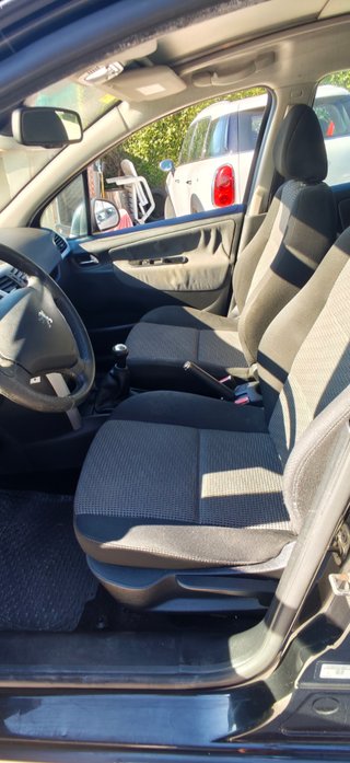 Peugeot 207 2010