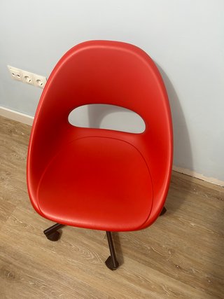 Silla Giratoria Roja
