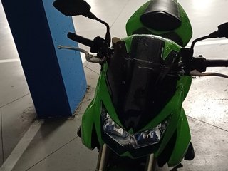 Kawasaki Z1000 Naked Verde
