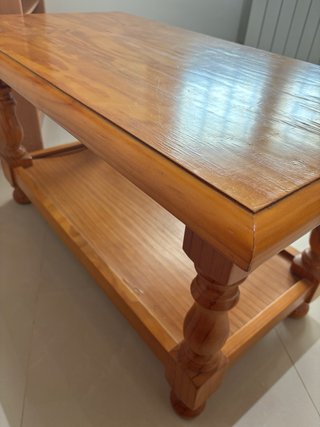 Mesa baja de pino