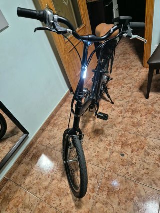 Bicicleta eléctrica plegable
