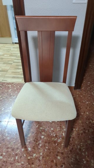 Mesa extensible de comedor con 4 sillas