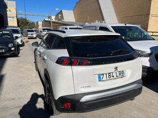 Peugeot 2008 Allure Pack 1.5 BlueHDi 110CV (2021)