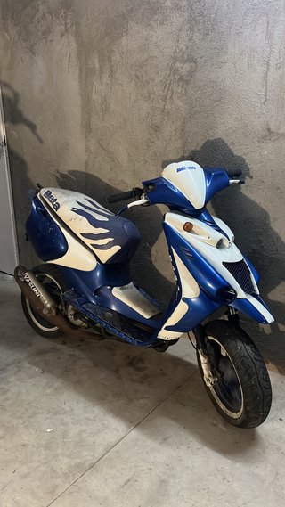 Scooter Beta Ark 50