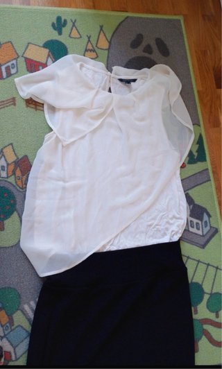 Falda negra midi Shein sin usar y blusa blanca