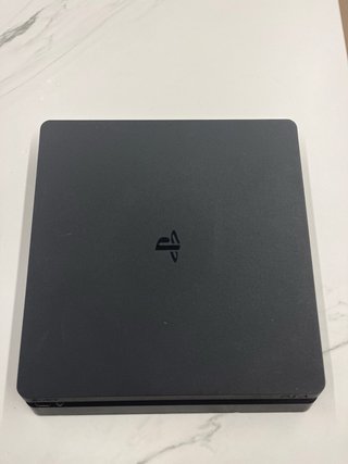 PS4 (Playstation 4) con 2 mandos
