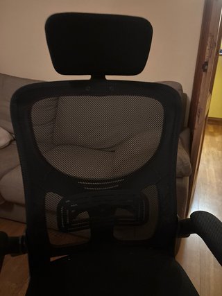 Silla de oficina ergonómica negra