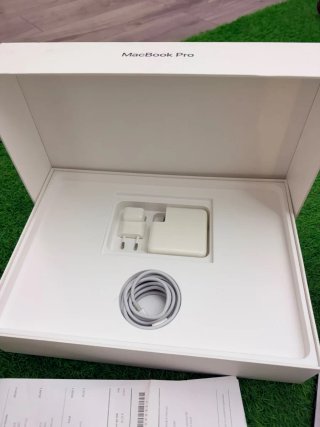 MacBook Pro 13 2017 Touch Bar i5 8/256GB