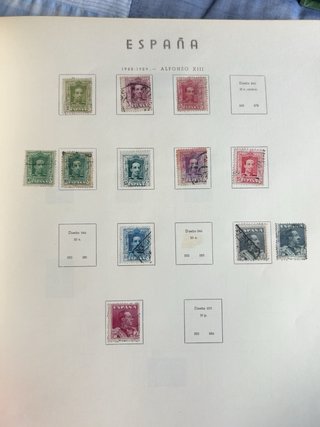 ESPAÑA 1855–1966 · Álbum filatélico con Goya