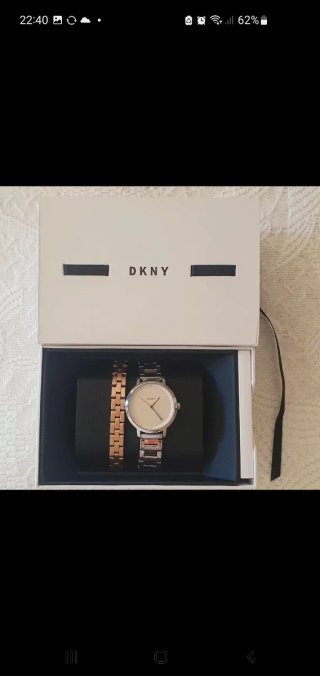 Reloj DKNY con Pulsera