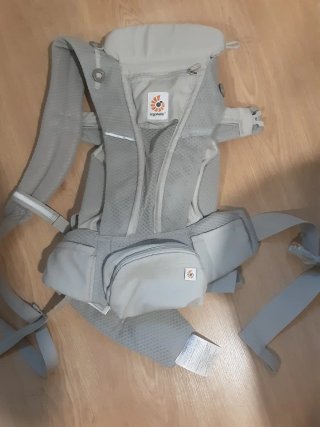 Mochila Ergobaby Omni 360 Gris