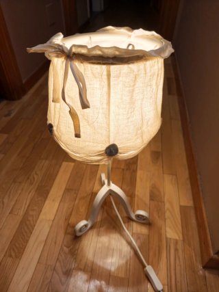 2 Lámparas  techo y mesita para dormitorio