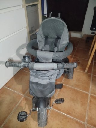 Triciclo Kinderkraft Gris