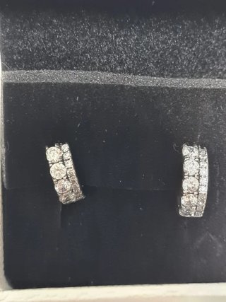 Pendientes Pandora de plata con doble circonitas