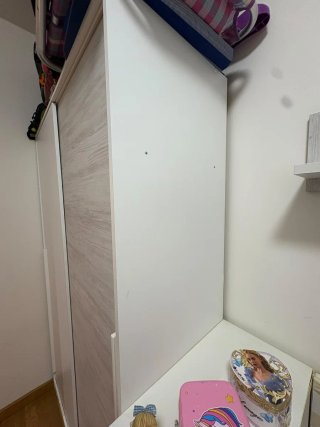 Armario de dos puertas correderas