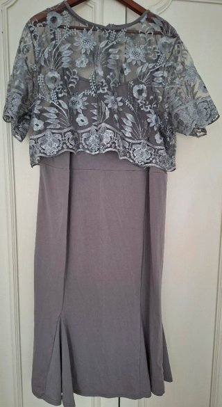 Vestido Largo de Fiesta con Encaje