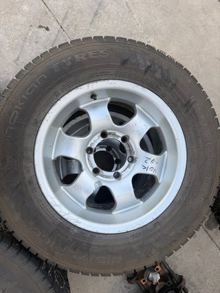 Llantas de Aluminio 16 pulgadas Toyota Hilux