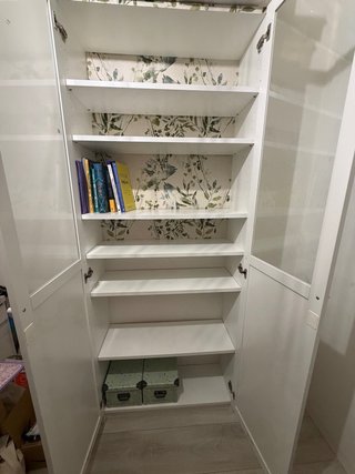 Estantería Billy IKEA con puertas