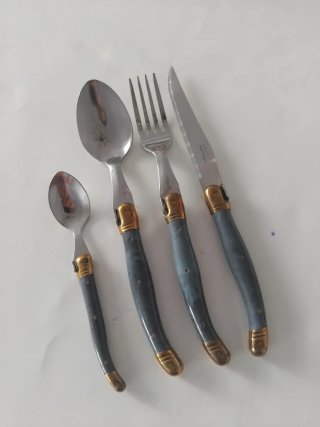 Cubertería Laguiole 6 pax