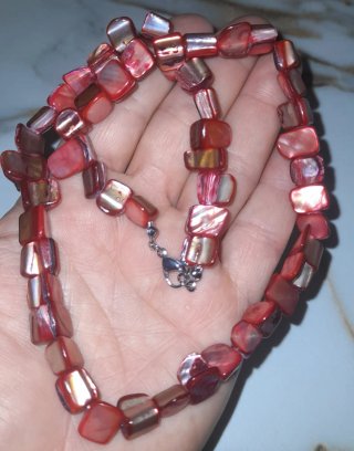 Conjunto de Collar, Pulsera y Pendientes Nácar