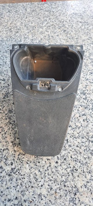 Portaobjetos y embellecedor trasero Velofax