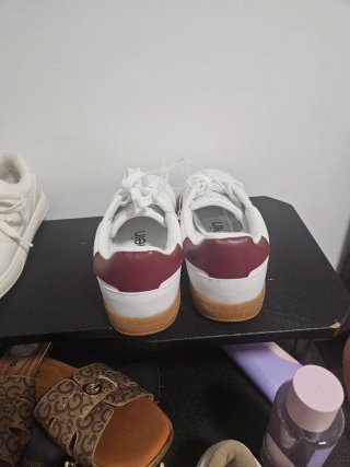 Zapatillas Calvin Klein Blancas y Rojas
