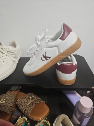Zapatillas Calvin Klein Blancas y Rojas