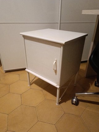 Mesilla de noche IKEA Musken blanca