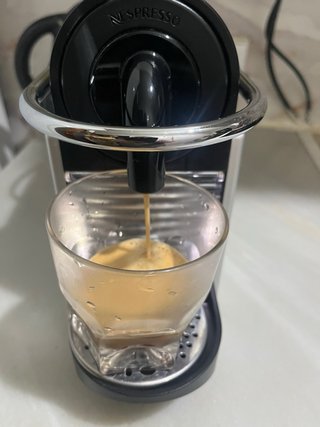Cafetera Nespresso DeLonghi Pixie