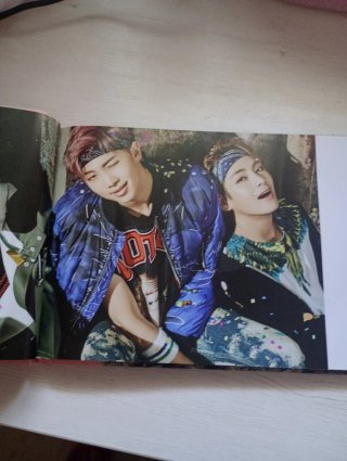 CD BTS You Never Walk Alone