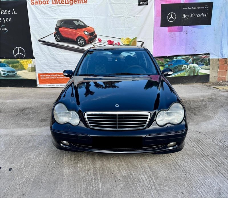Mercedes-Benz Clase C C 220 CDI Classic 4p (2000)(W203) 2001