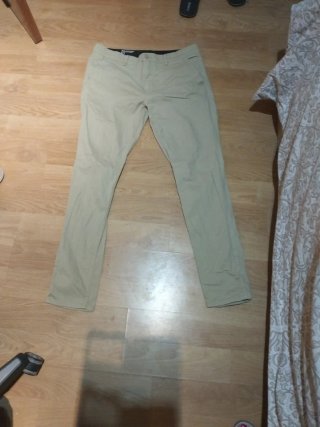 Pantalón chino hombre. Talla 44.