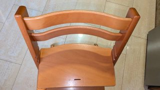 Silla madera Stokke color cerezo