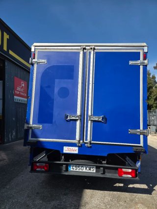 Camión botellero 3500kg