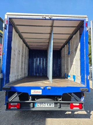 Camión botellero 3500kg
