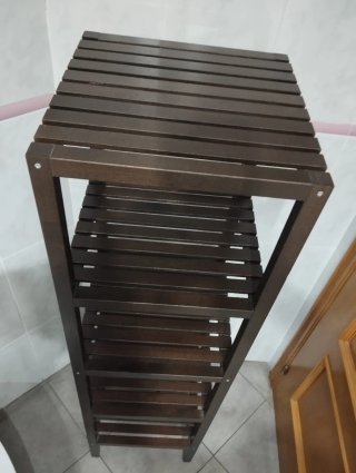 Estantería de baño IKEA de madera