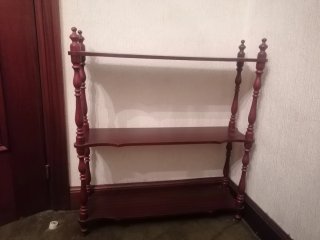 Estantería de Madera Clásica