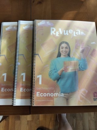 Libro de texto ECONOMÍA 1 de bachillerato