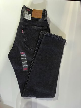 Vaqueros Levi's 501 Mujer Negros cropped 36/34