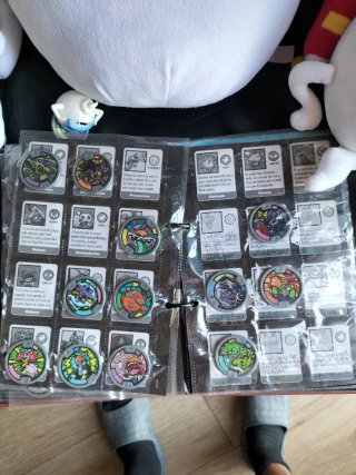 Medallium Yo-kai Watch + 50 Medallas Yo Kay Watch